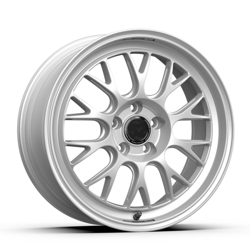 fifteen52 Holeshot RSR 18x8.5 5x112 42mm ET 57.1mm Center Bore Radiant Silver - awdtuningtx