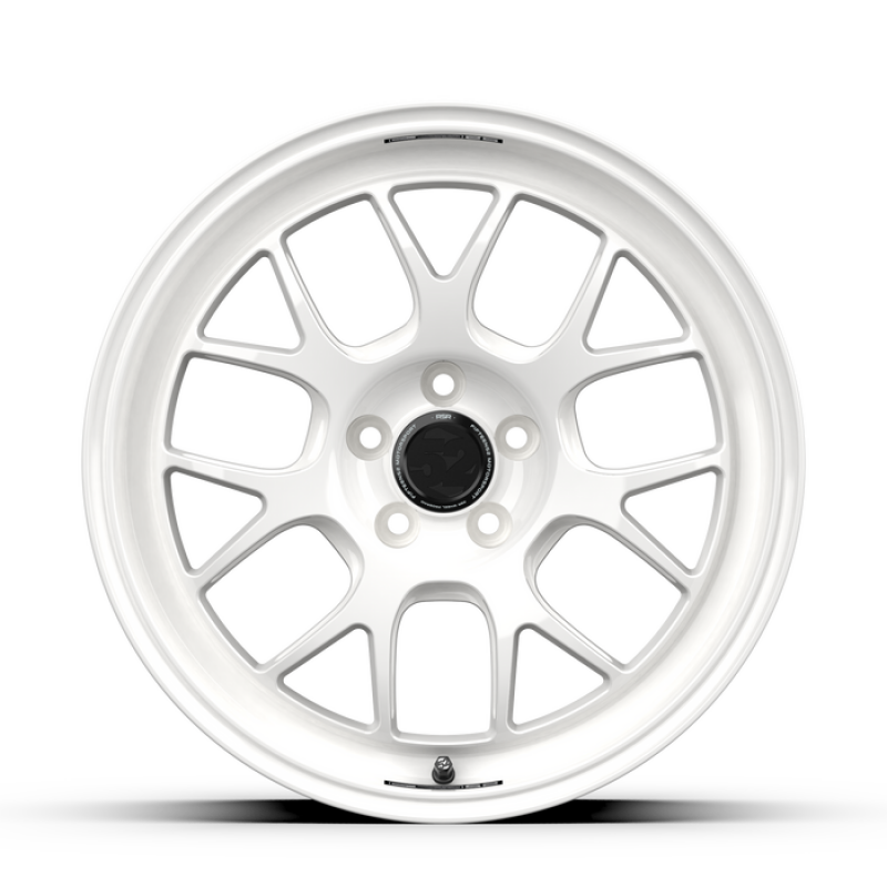 fifteen52 Apex RSR 18x9.5 5x114.3 38mm ET 73.1mm Center Bore Rally White - awdtuningtx