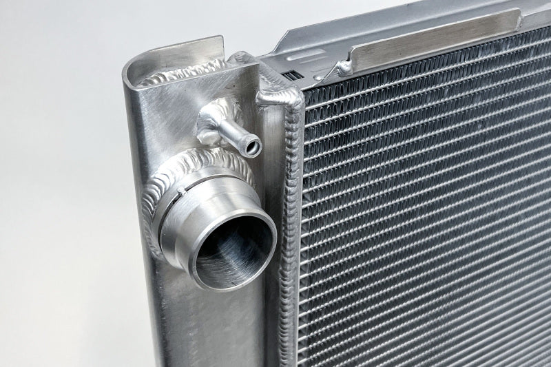 CSF 06-10 BMW E60 M5 / 06-10 BMW E63/E64 M6 Aluminum High-Performance Radiator - awdtuningtx