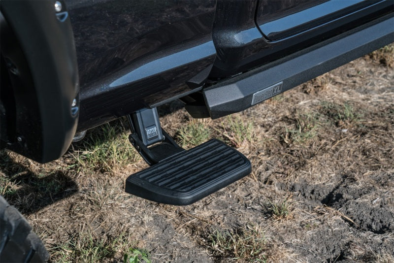AMP Research 22-23 Toyota Tundra 5.5ft Bed BedStep2 - Black - awdtuningtx