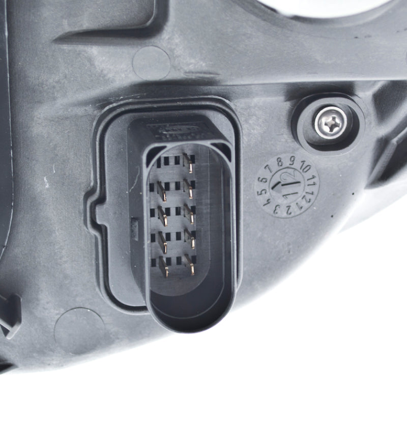 Hella HLMP 03-05 Dodge Sprinter RH - awdtuningtx